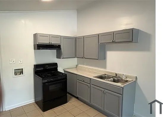 970 Billings Ave SE — Photo 4
