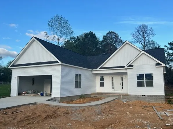 911 S Main St, Saint Joseph, TN 38481
