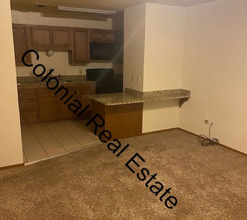 1st image of 813 Laurelwood Dr APT 2A