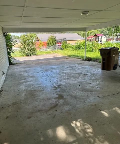 516 Obar St SW — Photo 17