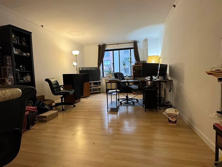 280 Rector Pl #4A — Photo 1
