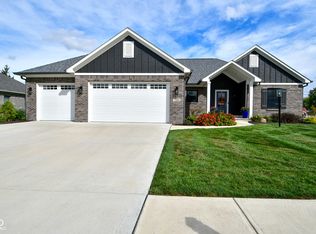 7990 White Pine Dr, Avon, IN 46123