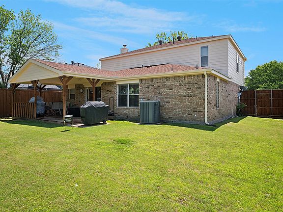 2nd image of 2313 Tisbury Way