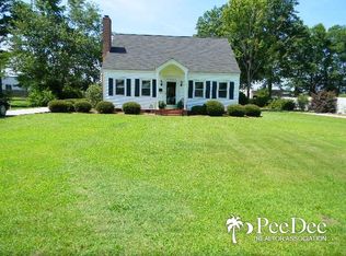 305 E Proctor St, Mullins, SC 29574