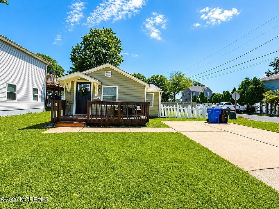 2nd image of 758 Monmouth Parkway