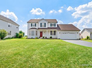 244 Fox Bend Cir, Bolingbrook, IL 60440