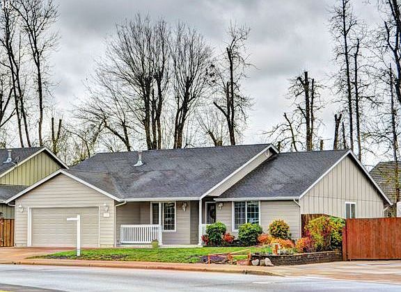 3rd image of 1329 Tasa Creek Dr