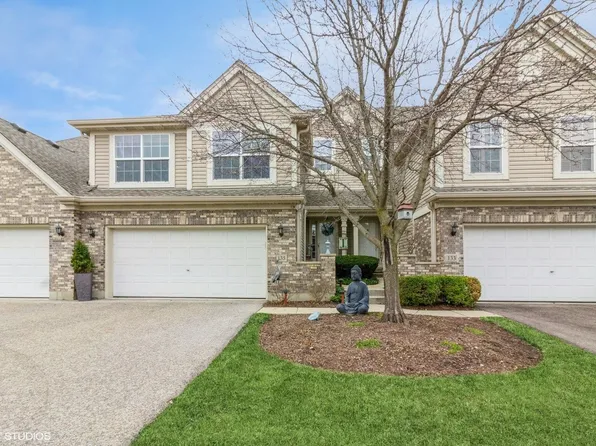 135 River Mist Dr, Oswego, IL 60543