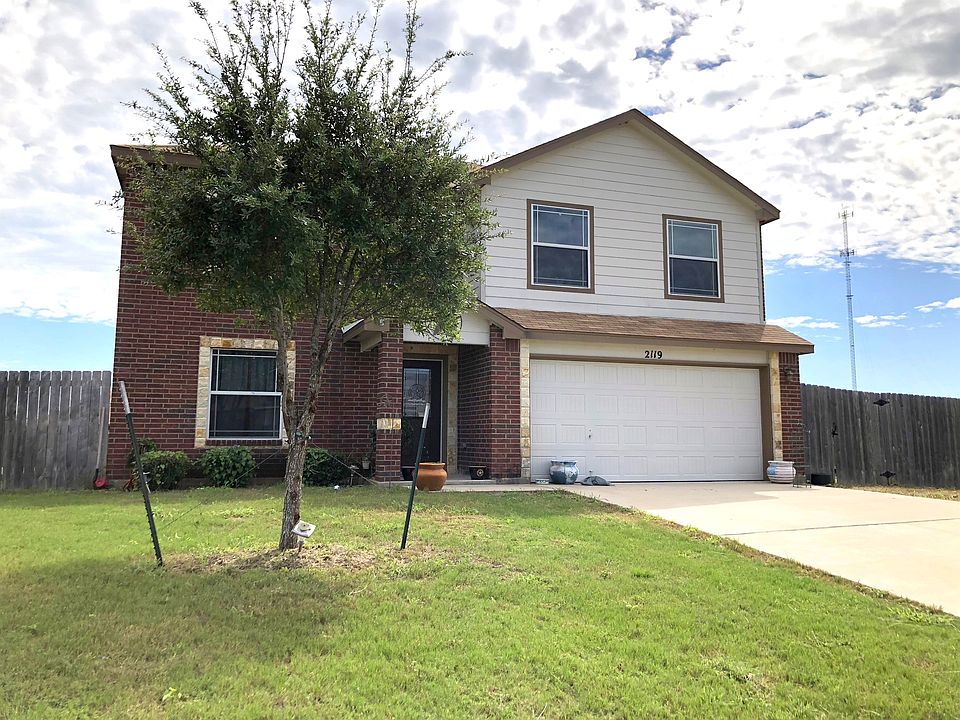 1st image of 2119 Lincoln Ct