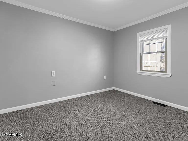 717 Harmony Rd — Photo 21