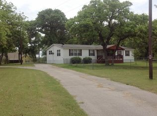 111 Pullman Rd, La Vernia, TX 78121
