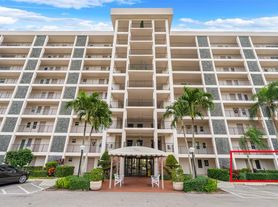 3100 N Palm Aire Dr