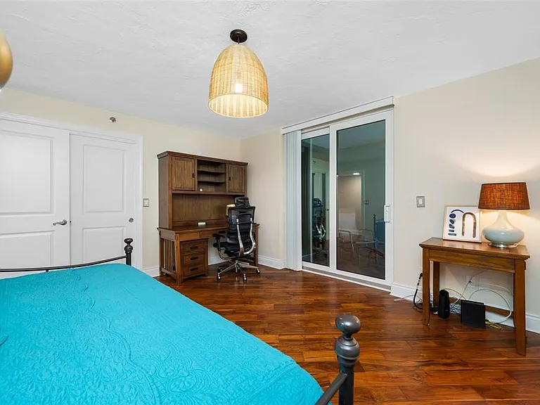 1600 Gulf Blvd #1016 — Photo 43