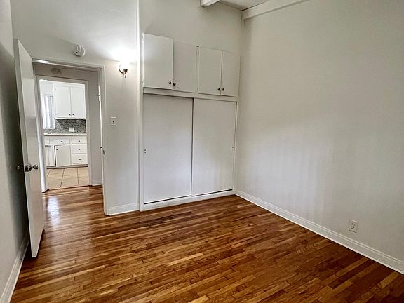 4th image of 1106 W Broadway APT 2