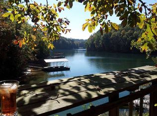 1607 Enterprise Ln, Seneca, SC 29672