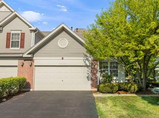3215 Cool Springs Ct, Naperville, IL