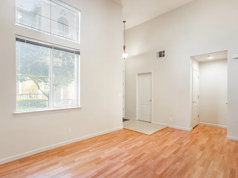 1865 Garzoni Pl — Photo 4