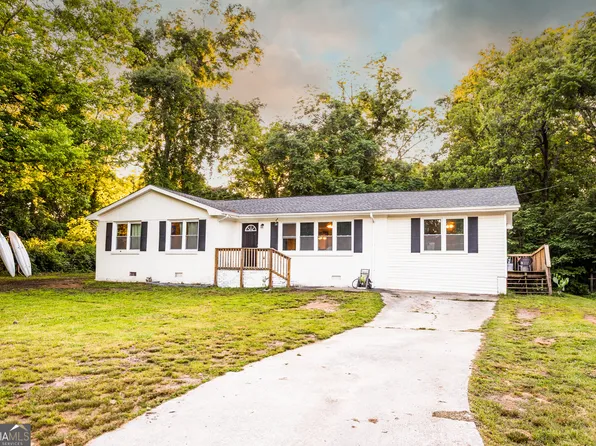 361 N Dogwood Ave, Social Circle, GA 30025
