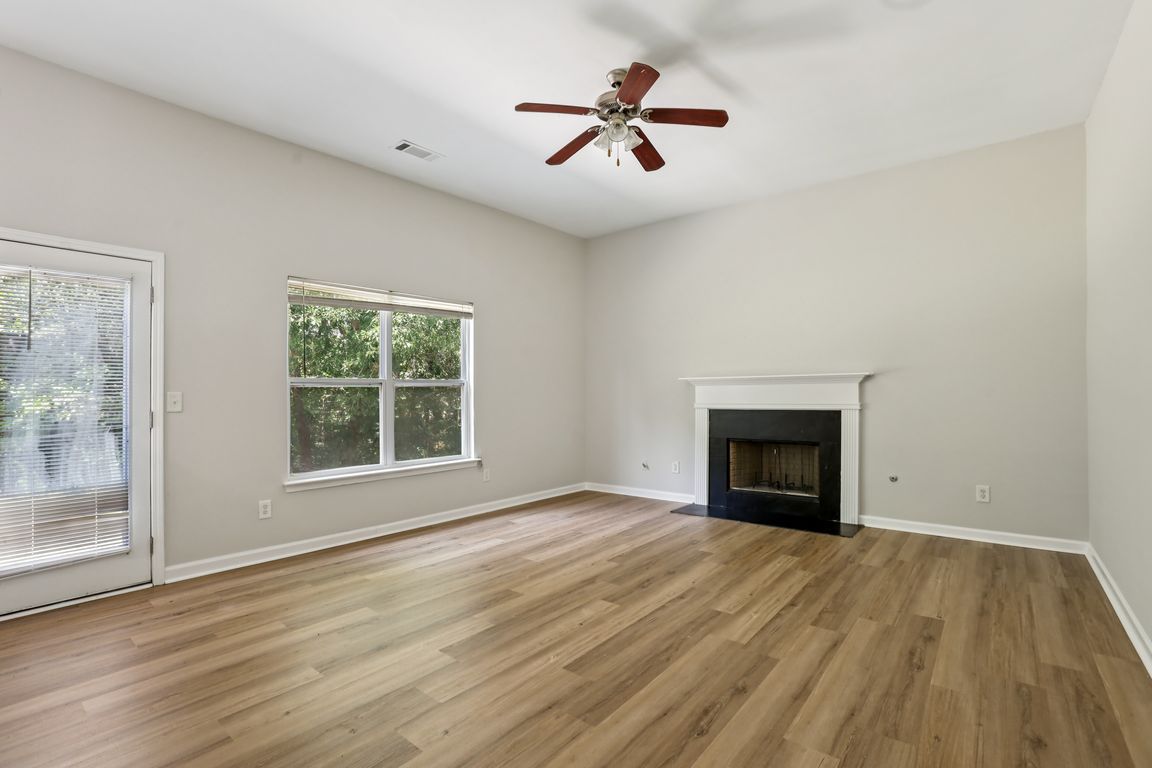 Pebble Creek Trl-1206-011.jpg