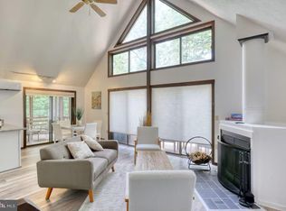 5 Yvonne Way, Basye, VA 22810