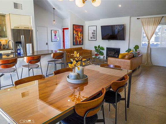 4th image of 1133 E Via Escuela