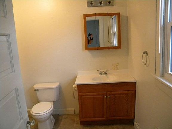 2nd image of 431 Sunkel Ave
