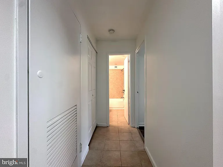 3101 S Manchester St #308 — Photo 11