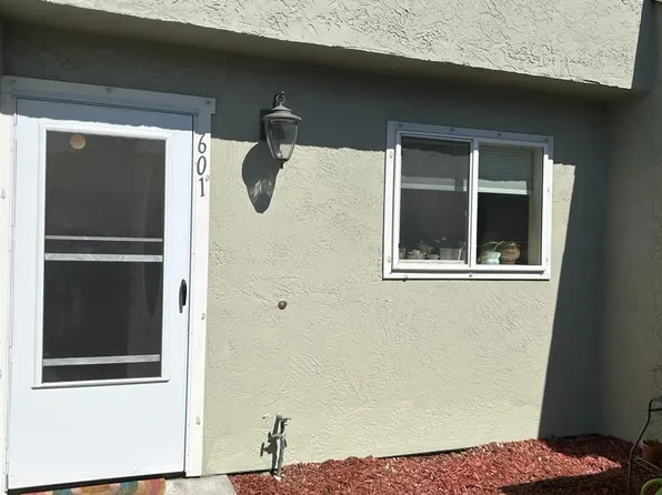 601 Racquet Club Circle, Rohnert Park, CA 94928