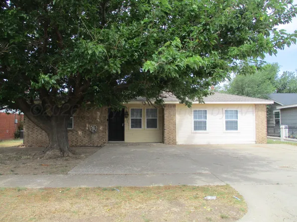 2033 Iris St, Amarillo, TX 79107