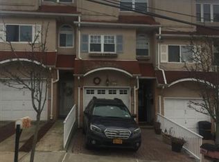88 Portage Ave, Staten Island, NY 10314