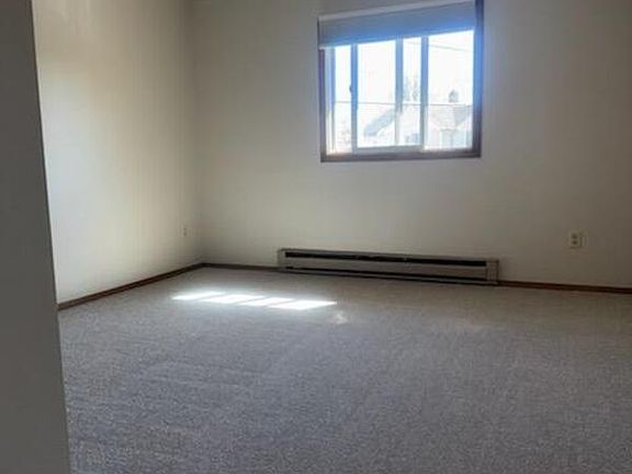 5th image of 129 Washington Ave #6