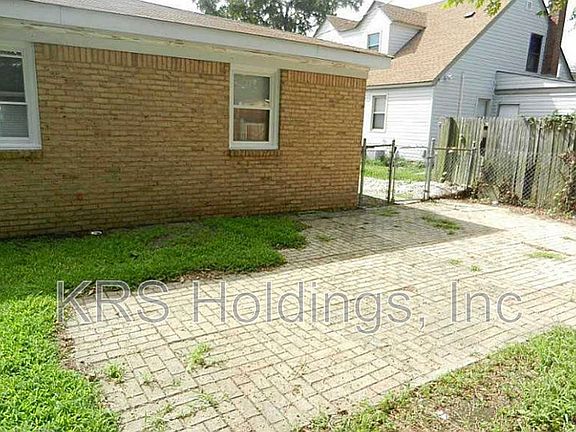 3rd image of 9215 Coleman Ave Unit A