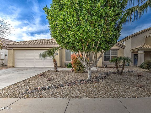 2nd image of 33290 N Roadrunner Ln