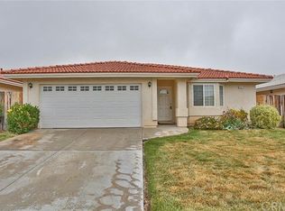 9588 Sagebrush Ct, Phelan, CA 92371