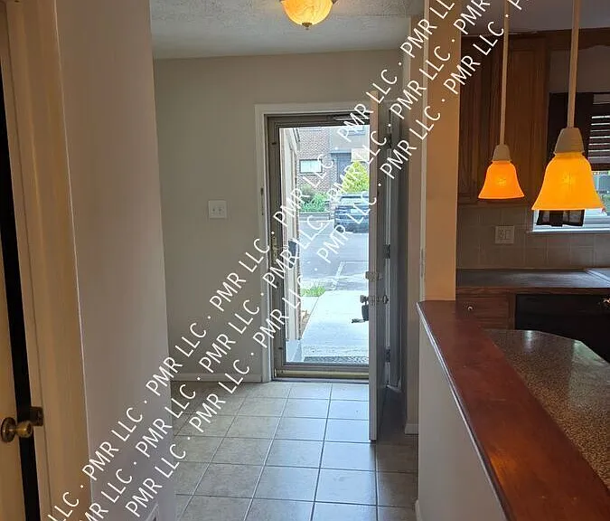106 Sycamore Ct #1 — Photo 18
