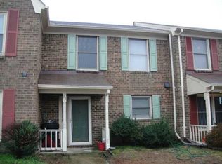 23 Glascow Way, Hampton, VA 23669