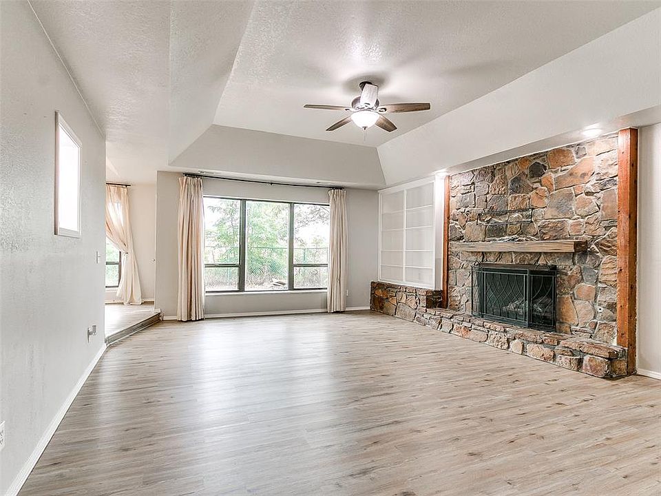 1st image of 501 SE 34th St
