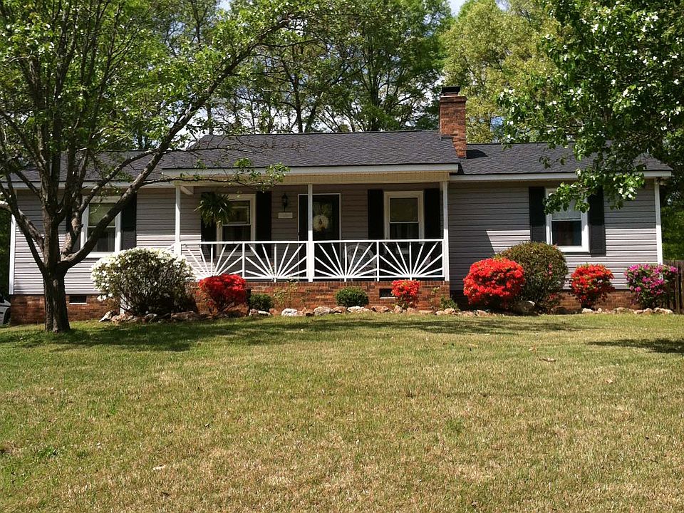 1st image of 909 Sterling Dr