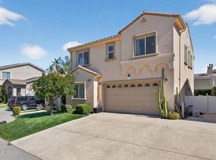 8514 Morningstar Ln, Canoga Park, CA 91304