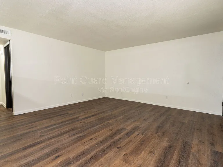 750 W Dayton Ave #204 — Photo 7