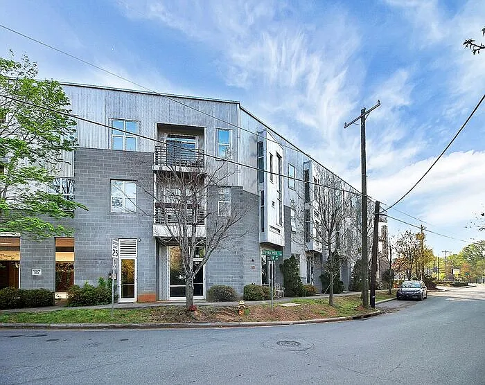 2 bed, 2.0 bath, 1022 sqft, $1,895 — Photo 3