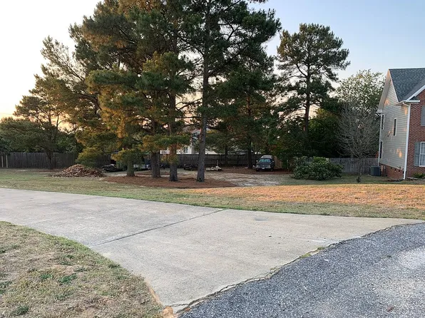 181 Vail Ct, Sanford, NC 27332