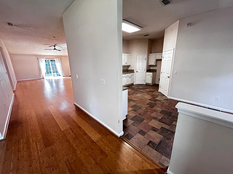 1449 Blue Heron Ln E — Photo 13