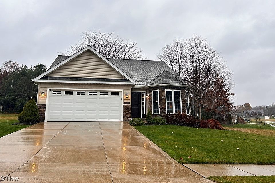 1st image of 10941 Fox Den Cir