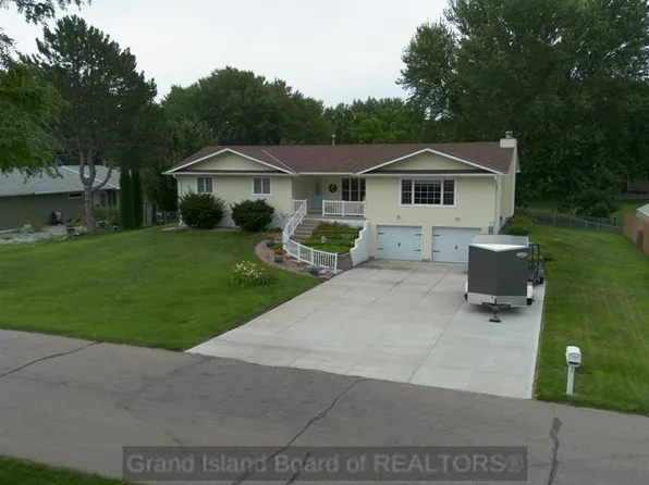 1011 Austin Ave, Grand Island, NE 68801