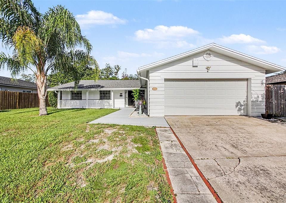 1st image of 2511 EASTBROOK BOULEVARD