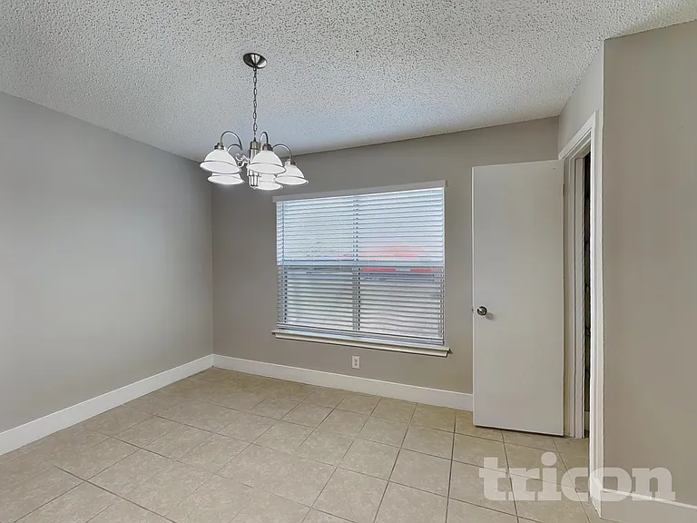 8338 Morning Grv — Photo 5