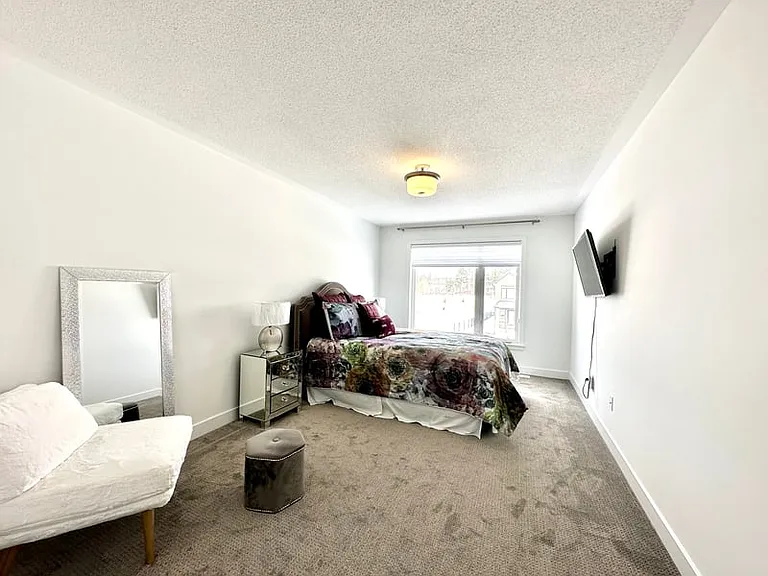 297 Joshua St — Photo 7