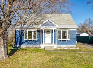 29 Sterling St, Waterville, ME 04901