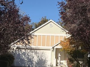39007 Cascadia Village Dr, Sandy, OR 97055